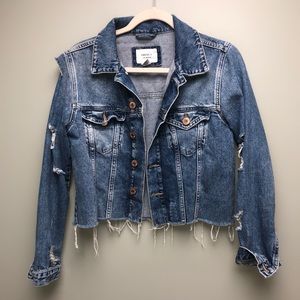 Forever 21 denim distressed jacket
